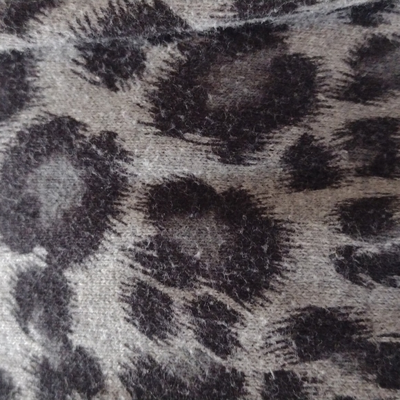 Grey and Black Leopard Cardigan - Picture 5 of 5